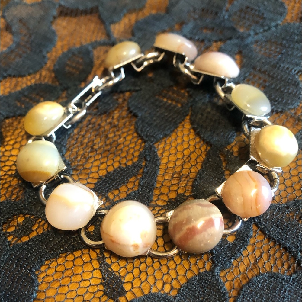 Agate Gemstone & Silver Bracelet